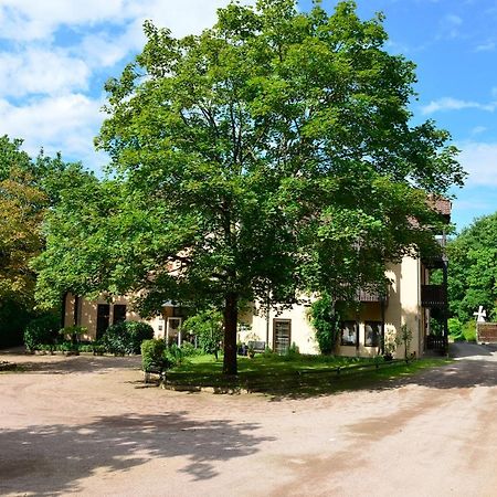 Bb Haus Neugebauer Garni Hotel Гайзенхайм Екстериор снимка